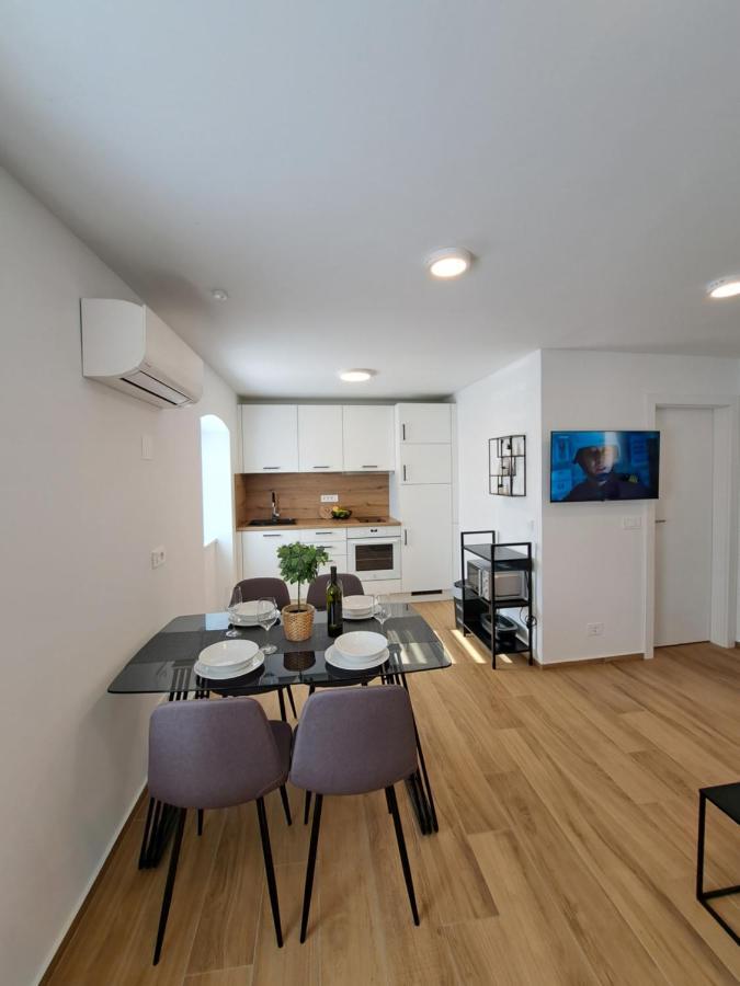 Apartman Tea Mali Lošinj Exterior foto