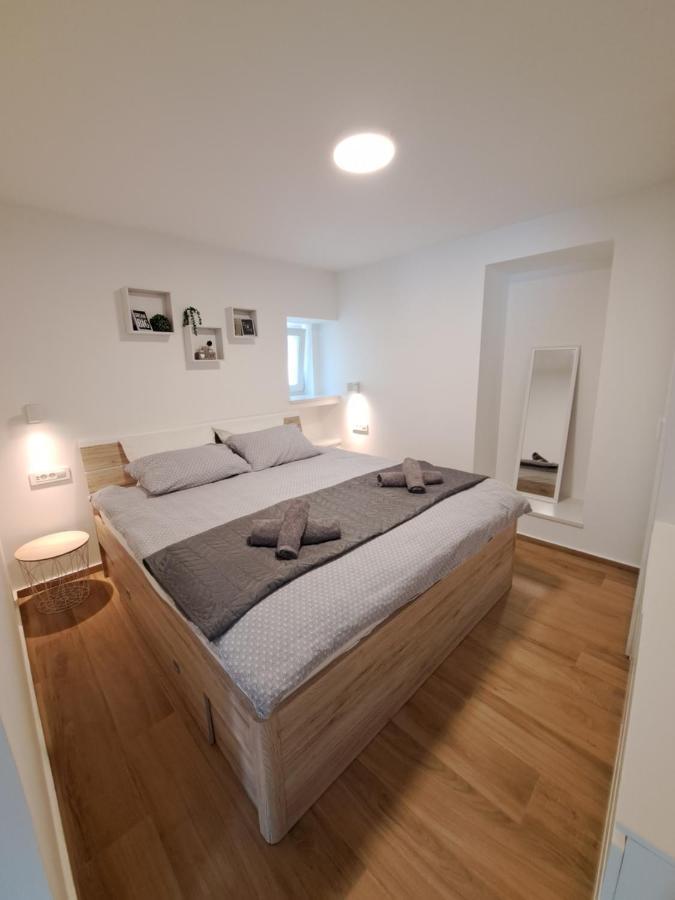 Apartman Tea Mali Lošinj Exterior foto